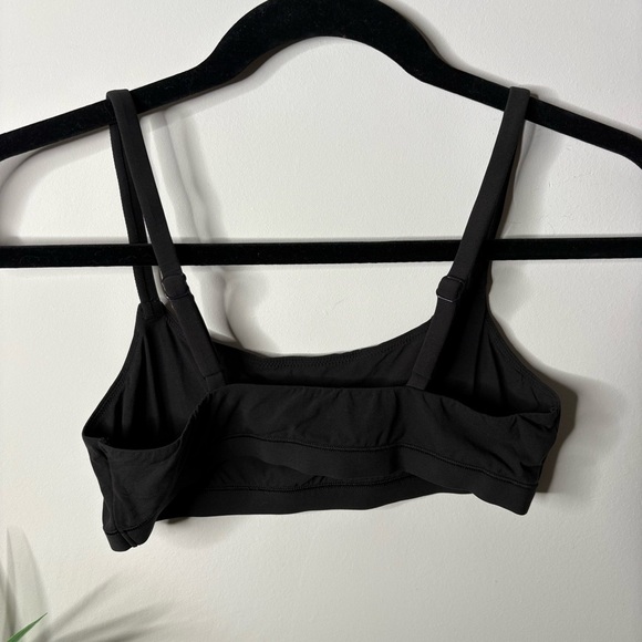 Quince Black Second Skin Scoop Neck Bralette Size Small Black Soft Stretch - Picture 3 of 4